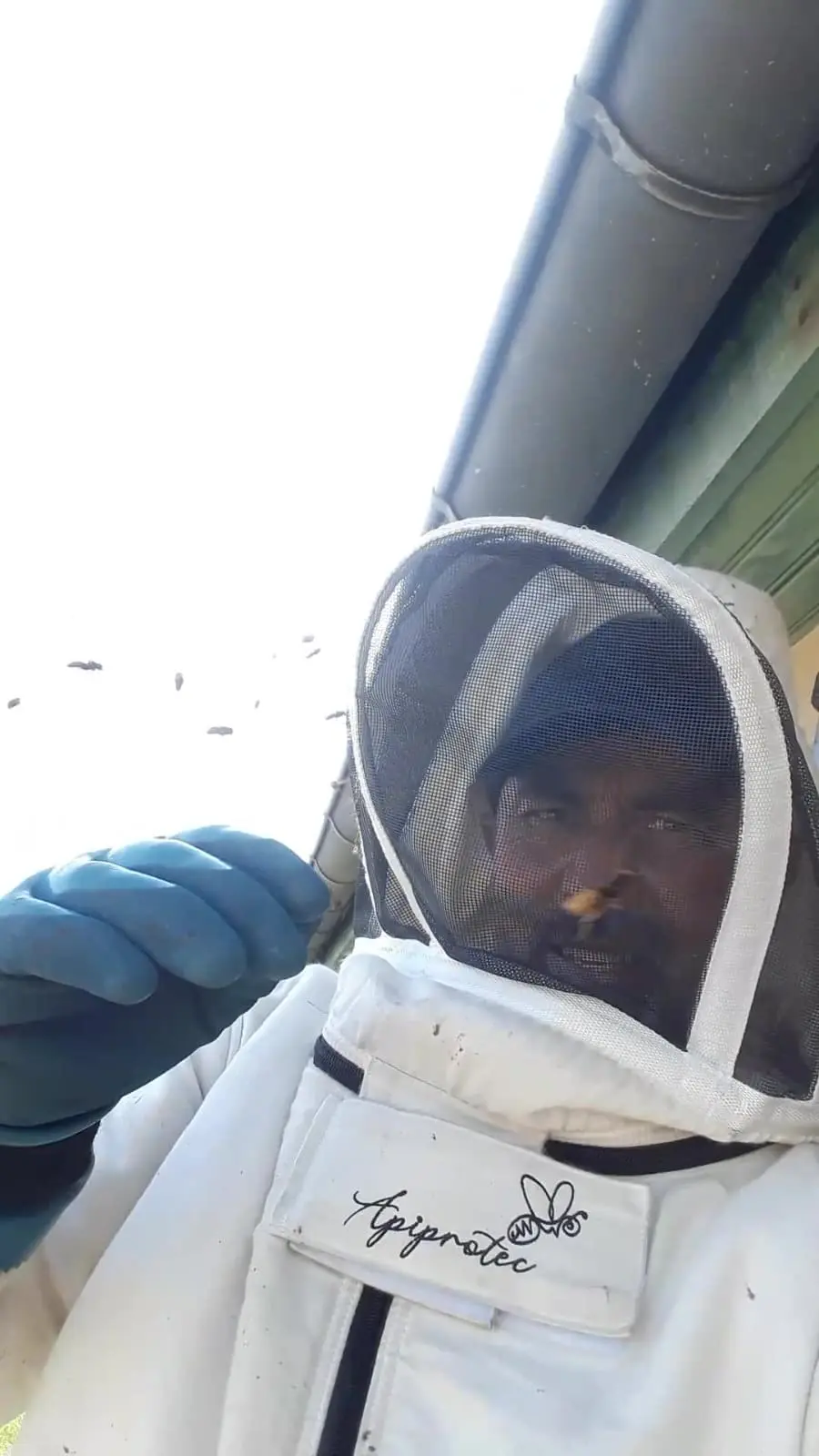 Sébastien en tenue professionnelle